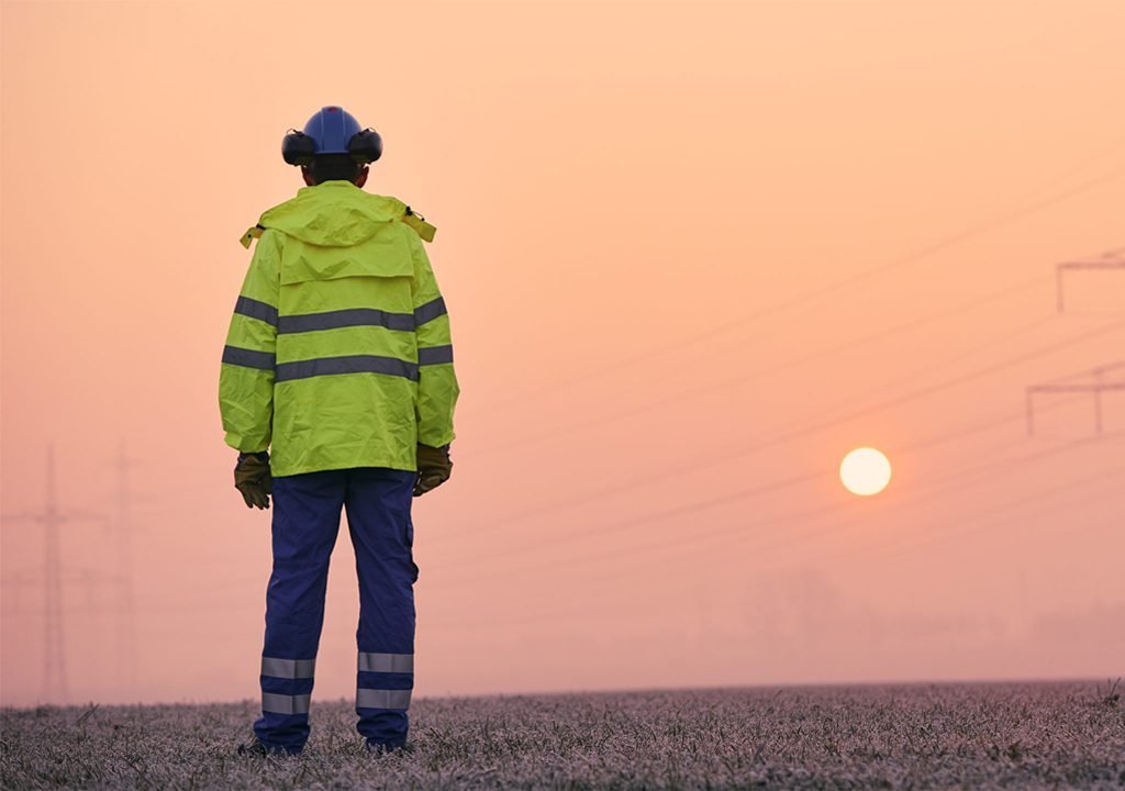 Descubre cómo INSTYC mejora la eficiencia eléctrica en Querétaro